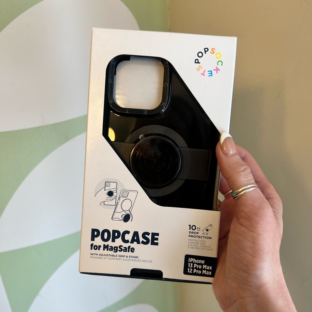 New iPhone 13 and 12 Pro Max Case with MagSafe Popsocket